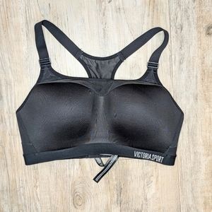 VICTORIAS SECRET SPORT Bra Incredible Lightweight Max Wireless Black Gym 34D